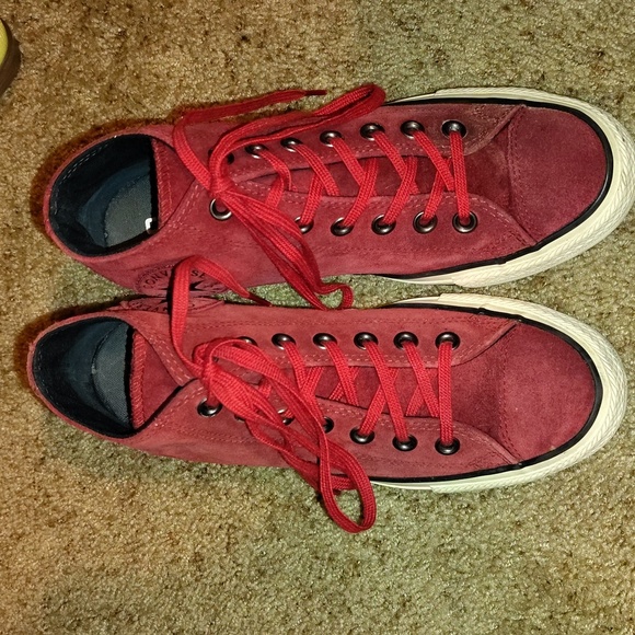 Converse Womens Burgundy Dahlia Red Suede Lux Hidden Wedge Sneaker Sz 8 - Picture 3 of 9